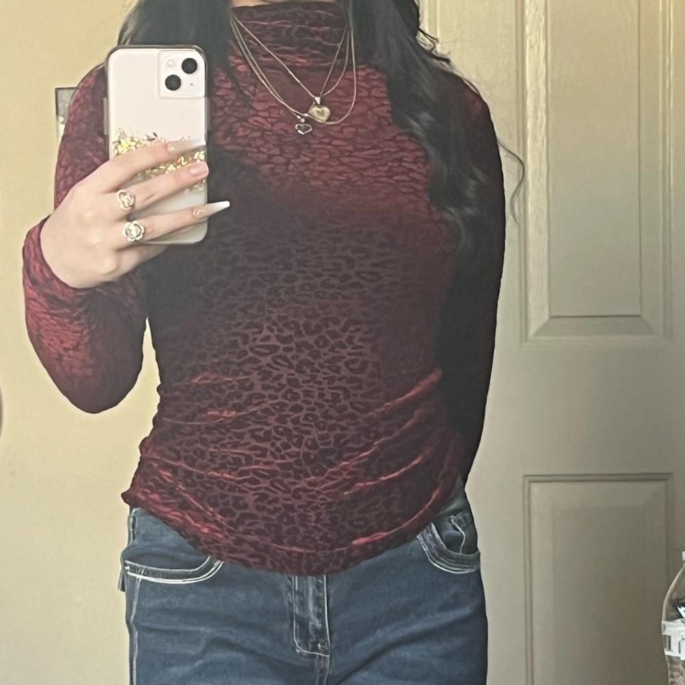 Forever 21 Velvet Cheetah Print Turtle Neck